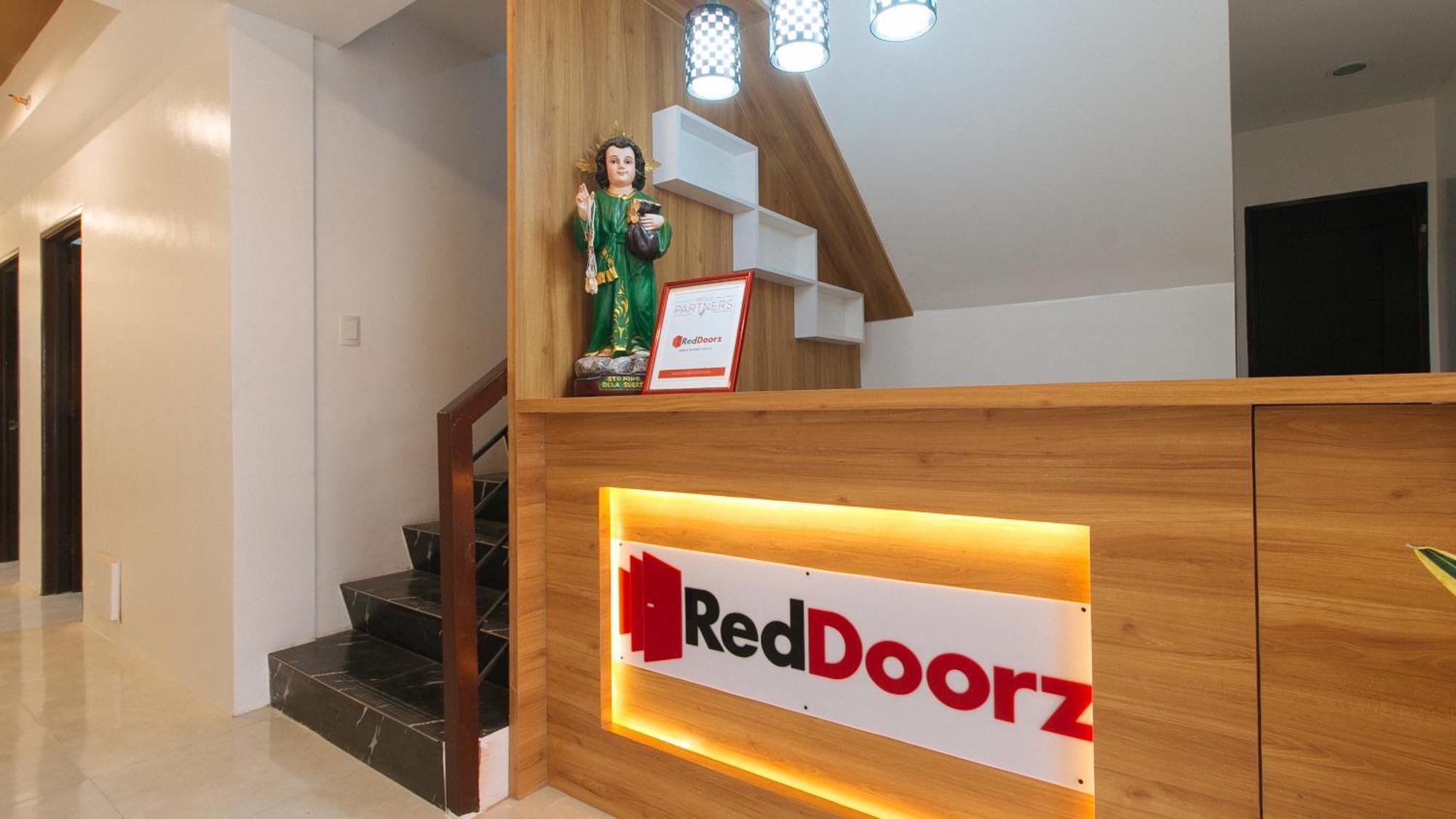 Hotel Reddoorz Near Ust Sampaloc Manila Exterior foto
